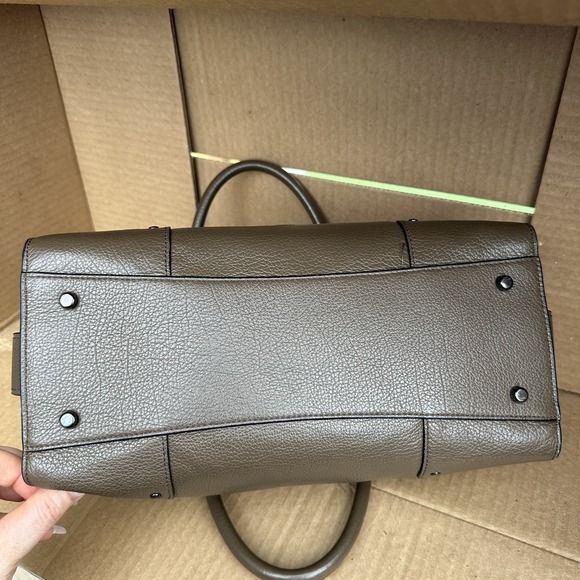 Coach Mercer Metallic Grey Triple Compartment Bag W/Turnlock Closure 37575 - Picture 5 of 11